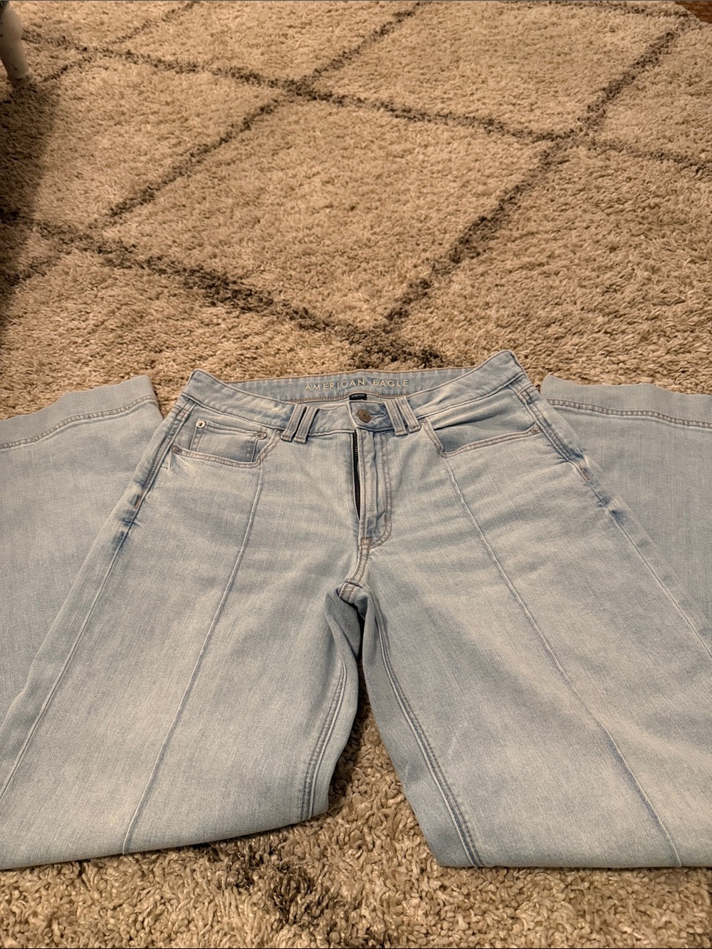 American Eagle Outfitters Light Blue Wide-Leg Jeans - Picture 3 of 5